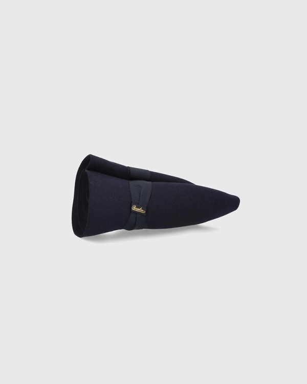 ШАПКА Borsalino for Men - 114665/0411 ШАПКА - Hats & Gloves - Състав: 100% Естествен Филц Периферия 6см. Рипсена лента с дебелина 3см Ултралек модел - 50гр. Немачкаем филц, който запазва формата си