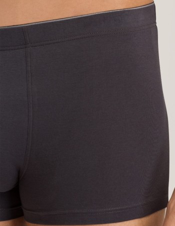 БОКСЕРКИ/COTTON SUPERIOR - БОКСЕРКИ/COTTON SUPERIOR -  - БоксеркиHANRO Цвят: сиво Серия:COTTON SUPERIOR Състав: 93% памук, 7% еластан Фина материя от висок клас памук и еластан Скрит ластичен колан с надписHANROотвътре Моля имайте предвид, че всички проду