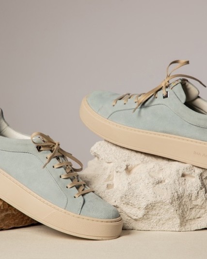 SHOES Ina Assa