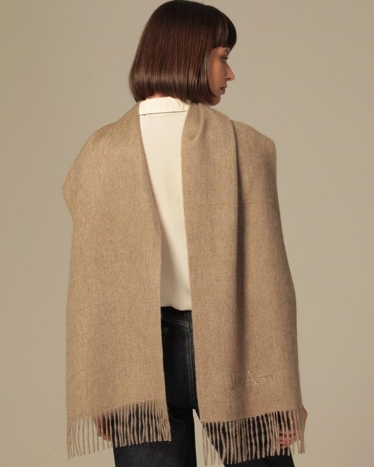 SCARF Ina Assa